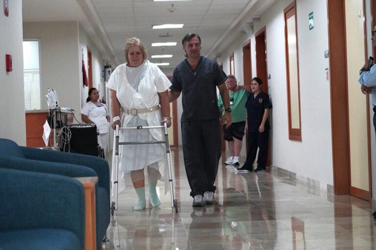 Patient assisted walking in hospital