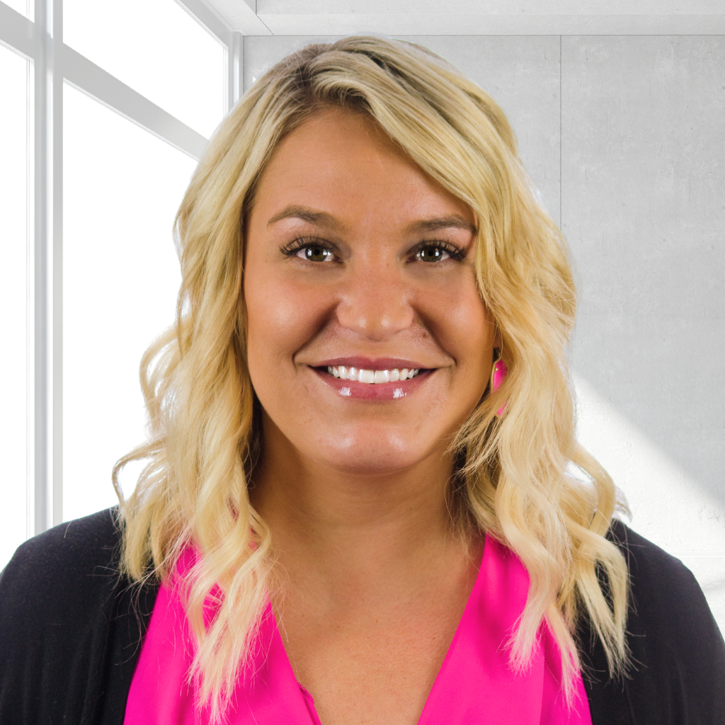 Headshot of Laura Gann