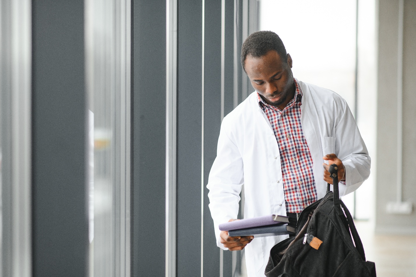 Your Healthcare Career Roadmap: Jobs, States, Licensing and Credentialing 1 word image 377457 1